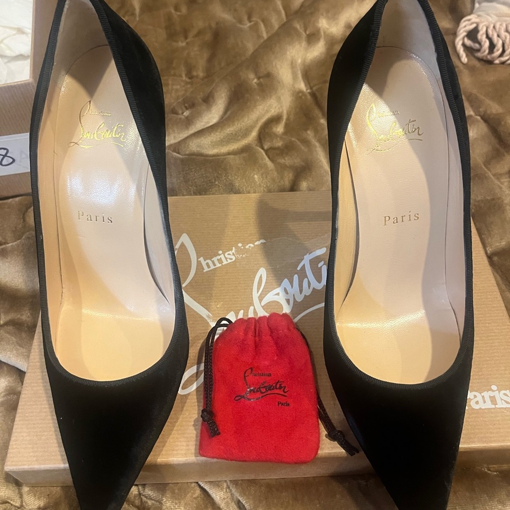 Christian Louboutin Black and Red Heels- VELVET- NEVER WORN w spare heel taps